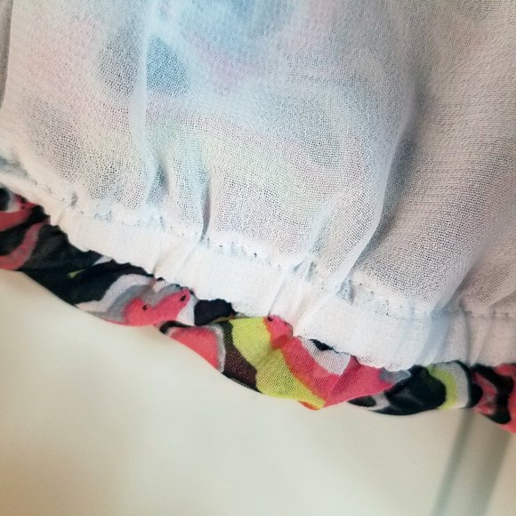 Women's Semi Sheer Flower Power Hearts Surround Top Shirt & Tank Top Set - Picture 6 of 14